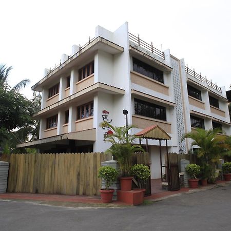 Hotel Sahyadri Alībāg Ngoại thất bức ảnh