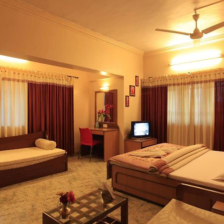 Hotel Sahyadri Alībāg Ngoại thất bức ảnh