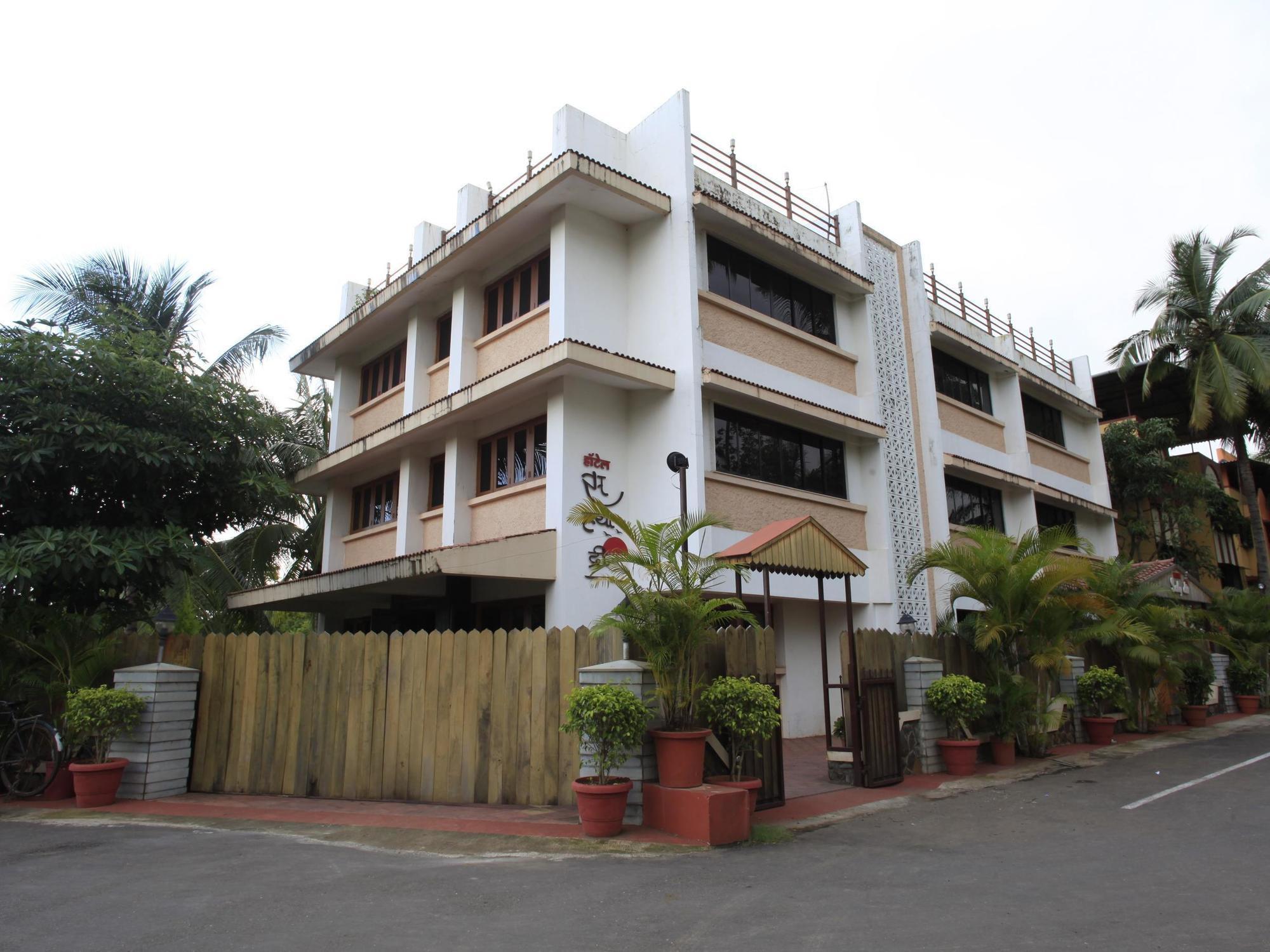 Hotel Sahyadri Alībāg Ngoại thất bức ảnh